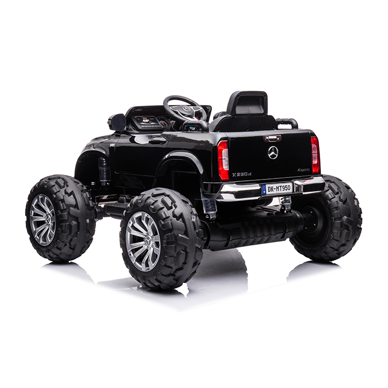 Electric Children Ride on Car ได้รับใบอนุญาต Mercedes-Benz Monster Truck