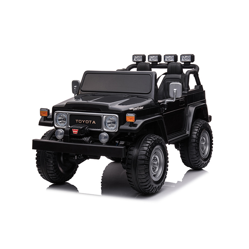 Kids Ride On Car ได้รับใบอนุญาต Toyato FJ-40 S316